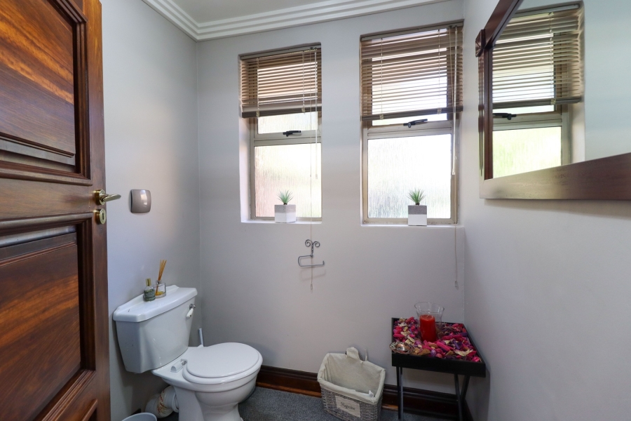 4 Bedroom Property for Sale in Heuwelsig Free State